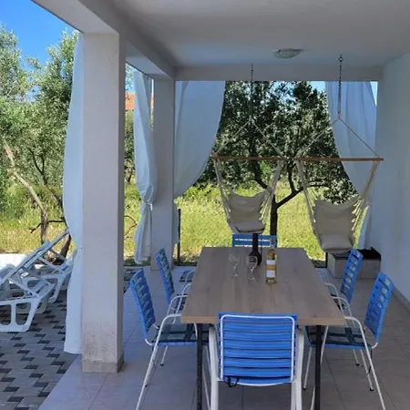 House Slavica With Pool *